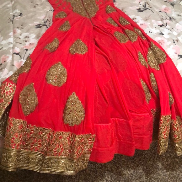 Indian Pakistani bridal Lehenga dress - Picture 5 of 13